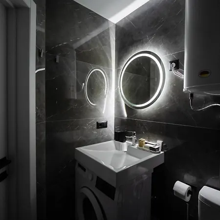 Apartament Myfreedom поруч із метро сирець *